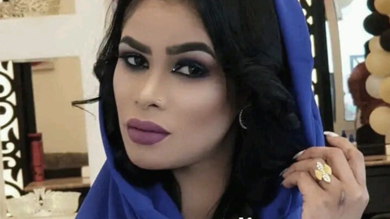 بعد ساعات من عقد قرانها.. الفنانة إيلاف عبد العزيز تفاجئ الجميع وتعلن اعتزالها الغناء وتلغي جميع العقود والإرتباطات الفنية والجمهور يشيد: (الفنانة الوحيدة العندها مبدأ ونفذتي وعدك فعلاً)