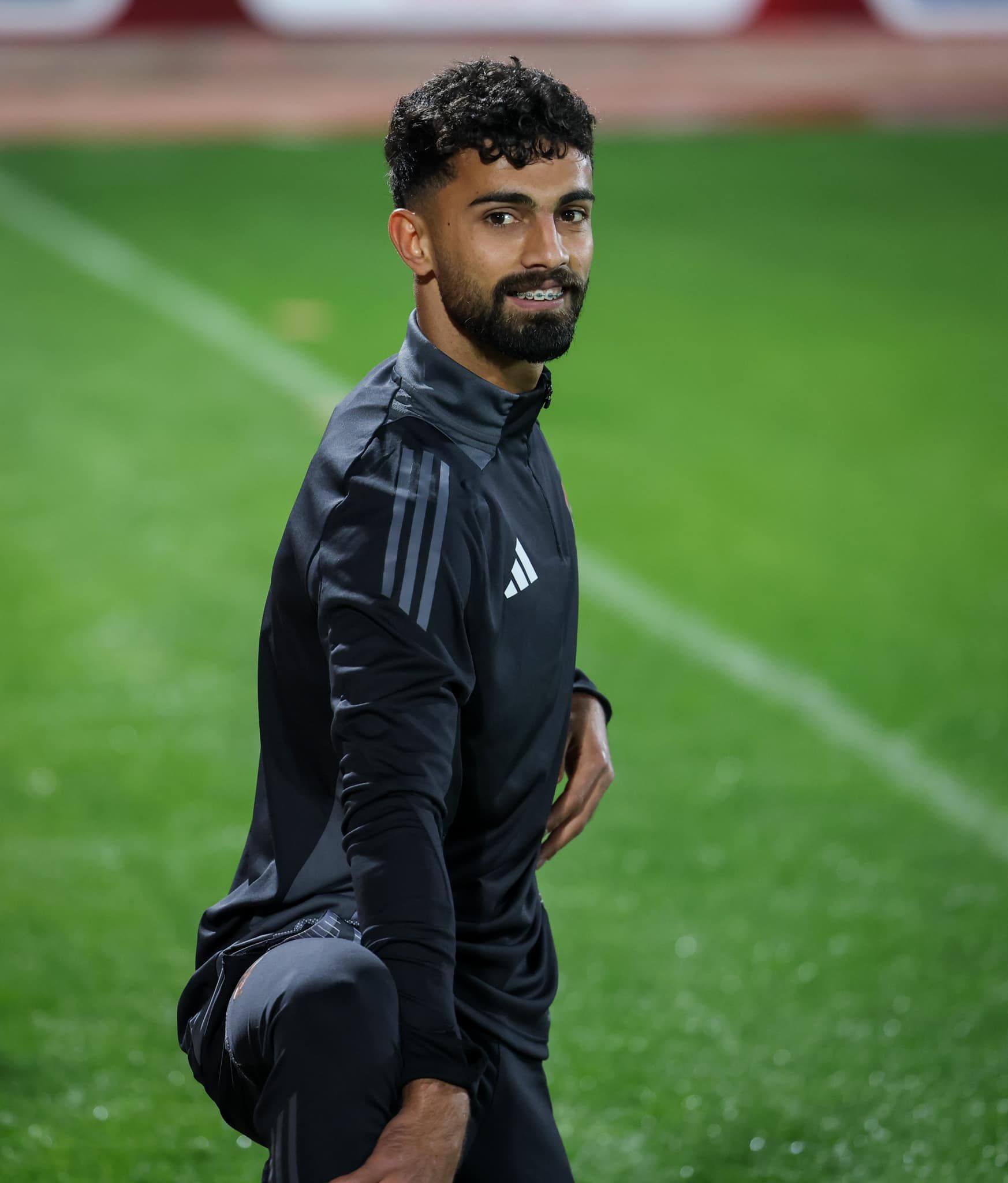 الأهلي يختتم تحضيراته لمواجهة مودرن سبورت بمشاركة معلول.. صور