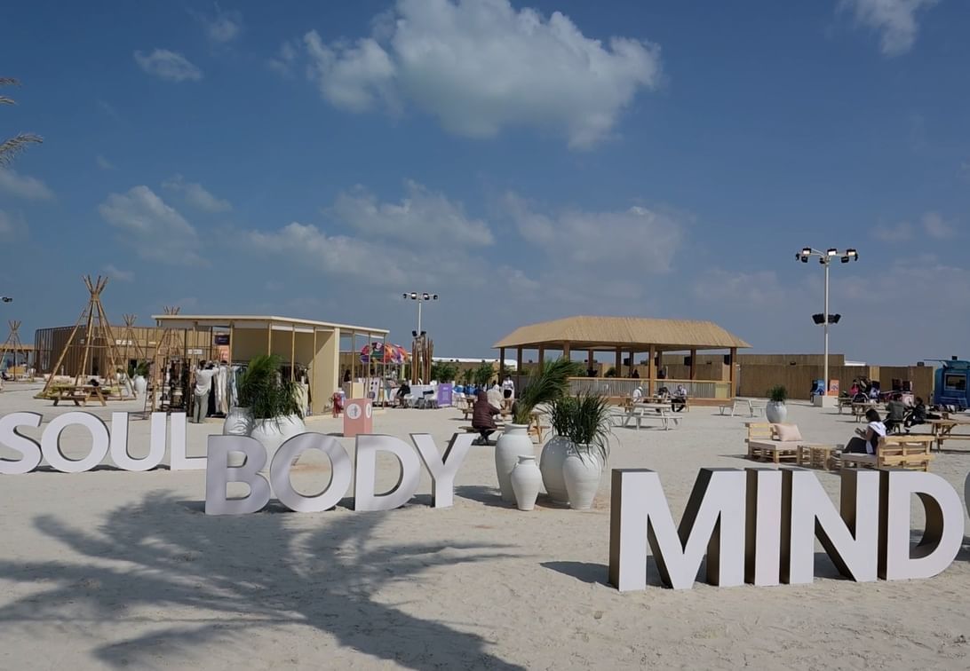 الامارات | عالم أحياء يشيد بمبادرات الإمارات لتعزيز الصحة والرفاهية