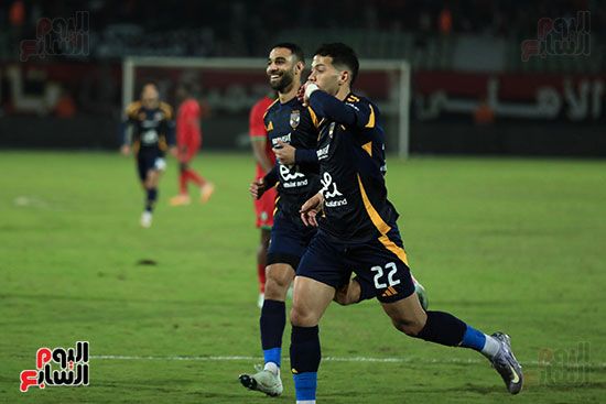 الأهلي يتقدم على مودرن سبورت بثلاثية جراديشار وعاشور فى الشوط الأول