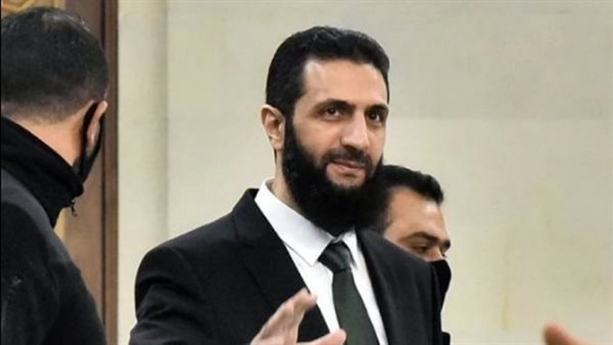 الرئيس السوري أحمد الشرع يصل إلى الرياض في أول زيارة رسمية له