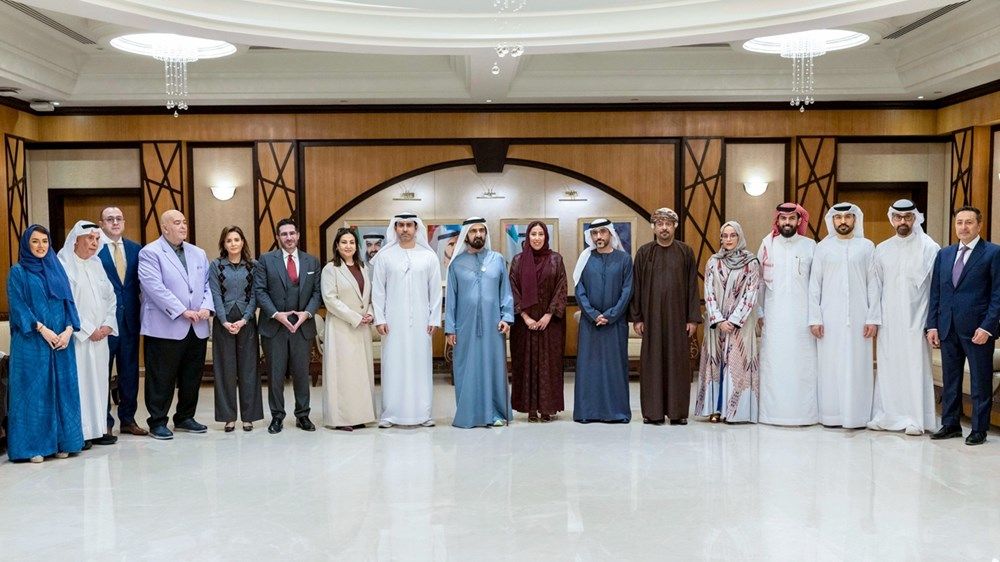 محمد بن راشد يلتقي أعضاء مجلس إدارة جائزة الإعلام العربي