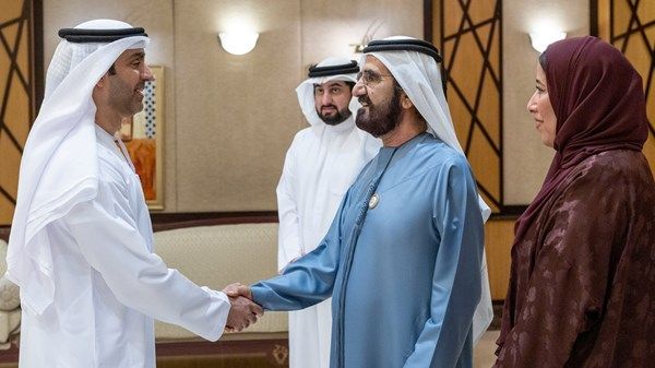 محمد بن راشد يلتقي أعضاء مجلس إدارة جائزة الإعلام العربي