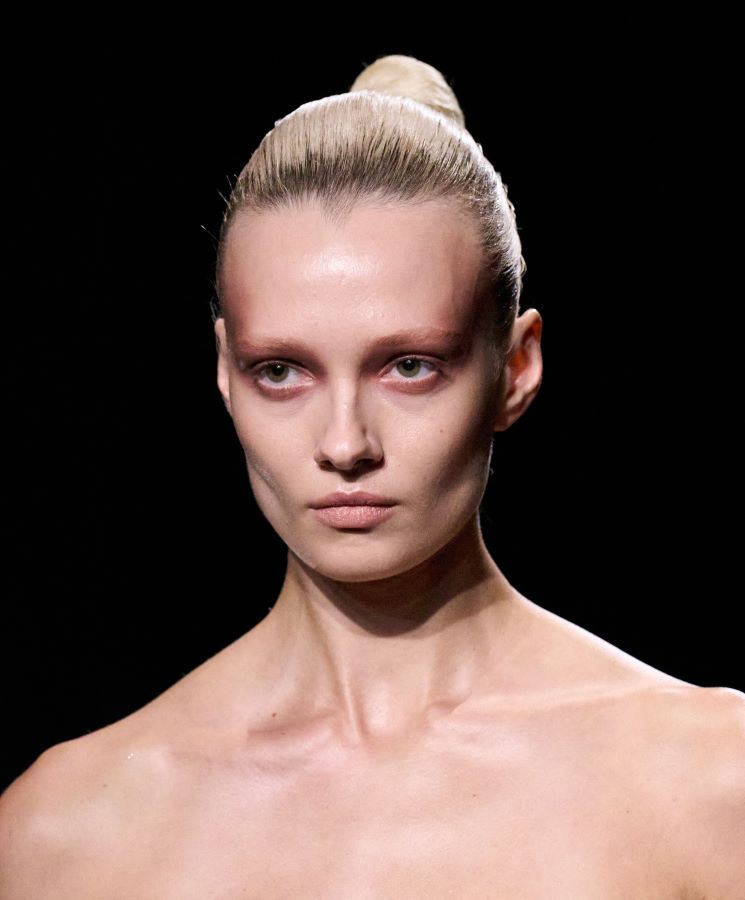 صيحات جمالية من عرض محمد آشي في أسبوع الهوت كوتور.. سحر الجمال والفخامة