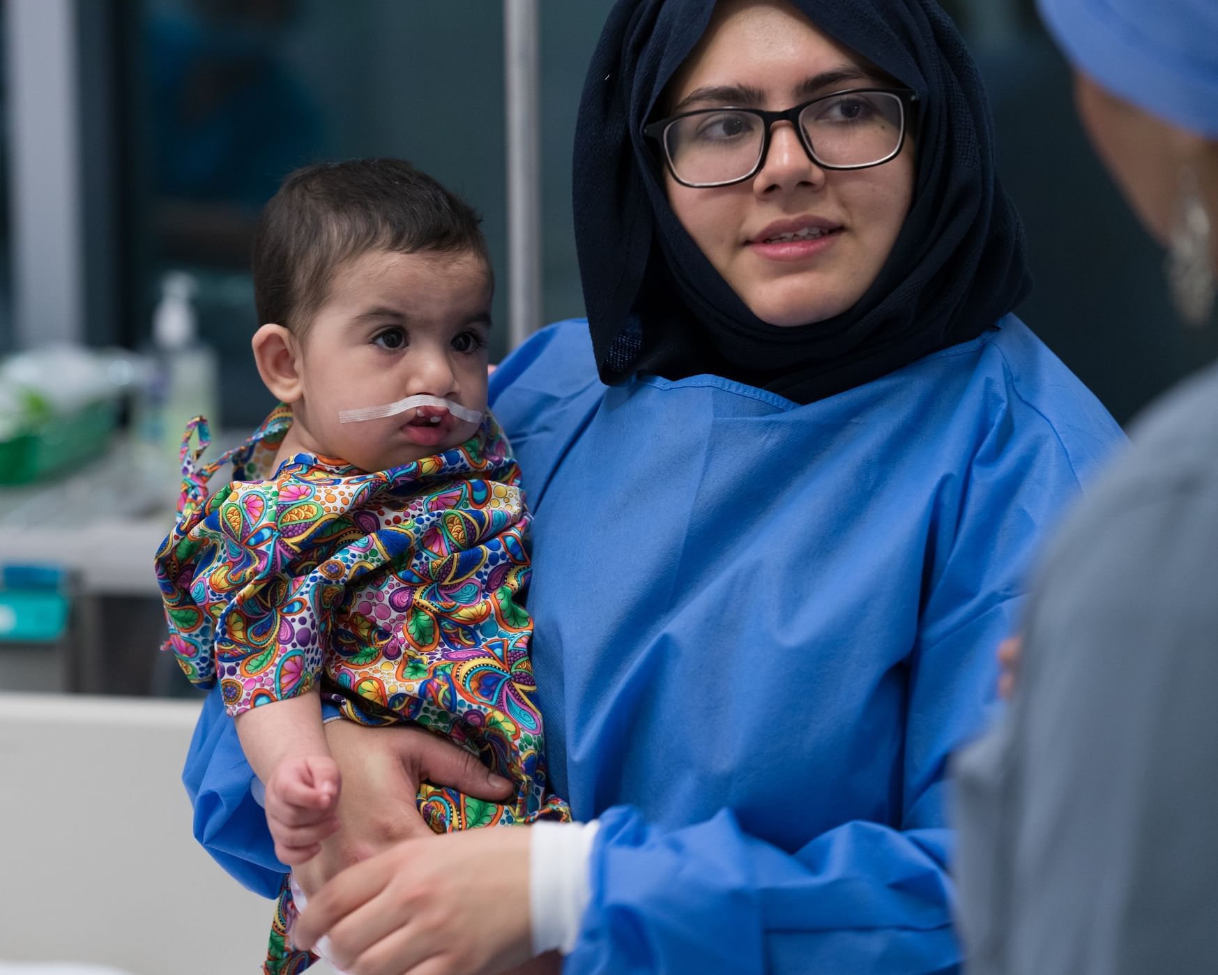 الامارات | "هيلث بوينت" يجري 19 جراحة مجانية لمصابين بحالات الشفة الأرنبية