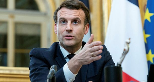 ماكرون يعلن “نهضة جديدة” لمتحف اللوفر بتكلفة ضخمة