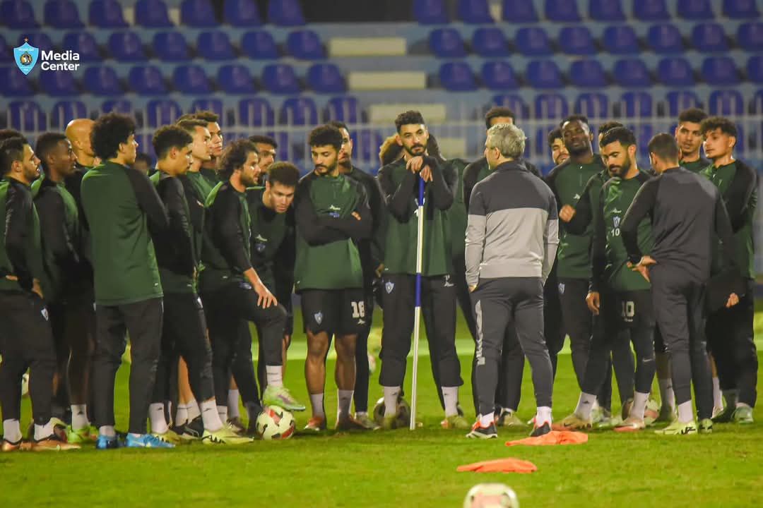 جلسة خاصة فى المران الأول لغزل المحلة تحت قيادة بابا فاسيليو.. صور