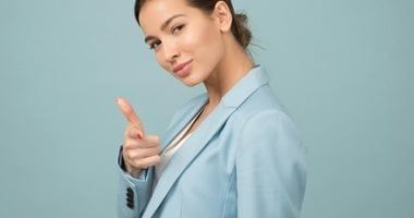 طالع الأبراج: 4 أبراج ما بتهتمش برأى حد وثقتها بنفسها عالية.. أبرزهم برج الأسد