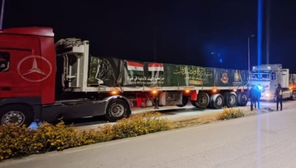 بينها 25 للوقود.. دخول 340 شاحنة مساعدات إغاثية إلى غزة