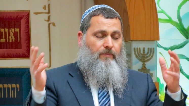 الحاخام نير بن أرتسي: الدعاء إلى الله أن يضرب مصر بالأوبئة قريباً