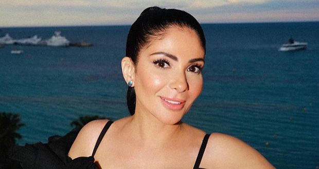 منى زكي تنافس نفسها في عيد الأضحى بفيلمين!