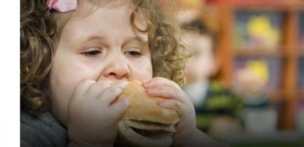 متى تتسبب اضطرابات الأكل في الوفاة المبكرة؟.. راقب هذه الأعراض  