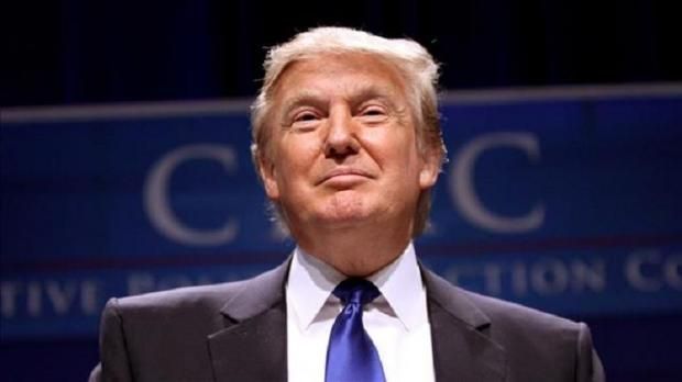 12 علبة كولا دايت يوميا.. لماذا يهدد ترامب صحته بالنظام الغذائي؟