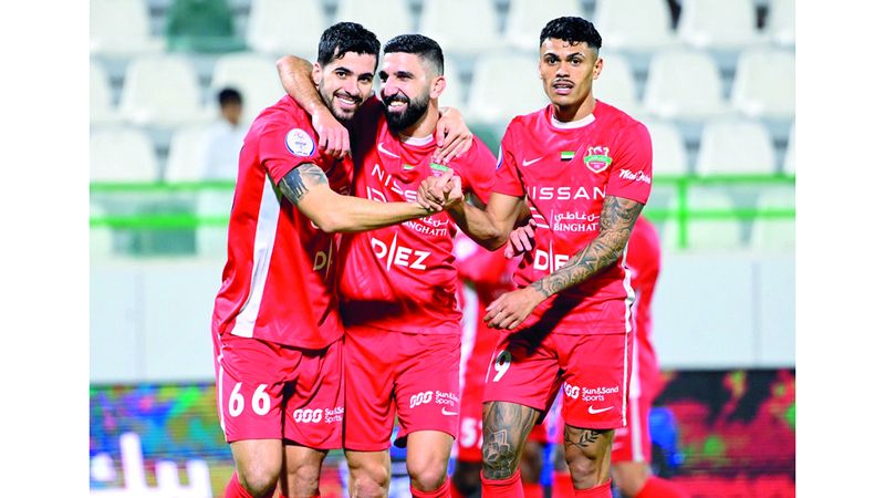 الامارات | تاريخياً.. «الشتاء» يمنح شباب الأهلي درع الدوري بنسبة 100%