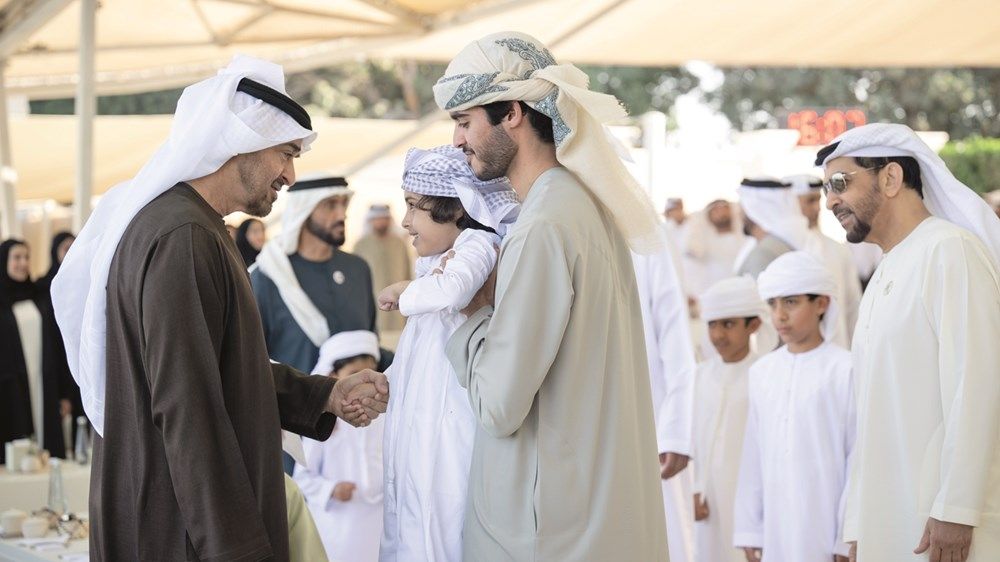 رئيس الدولة: حريصون على بناء شراكات تنموية فاعلة مع دول العالم