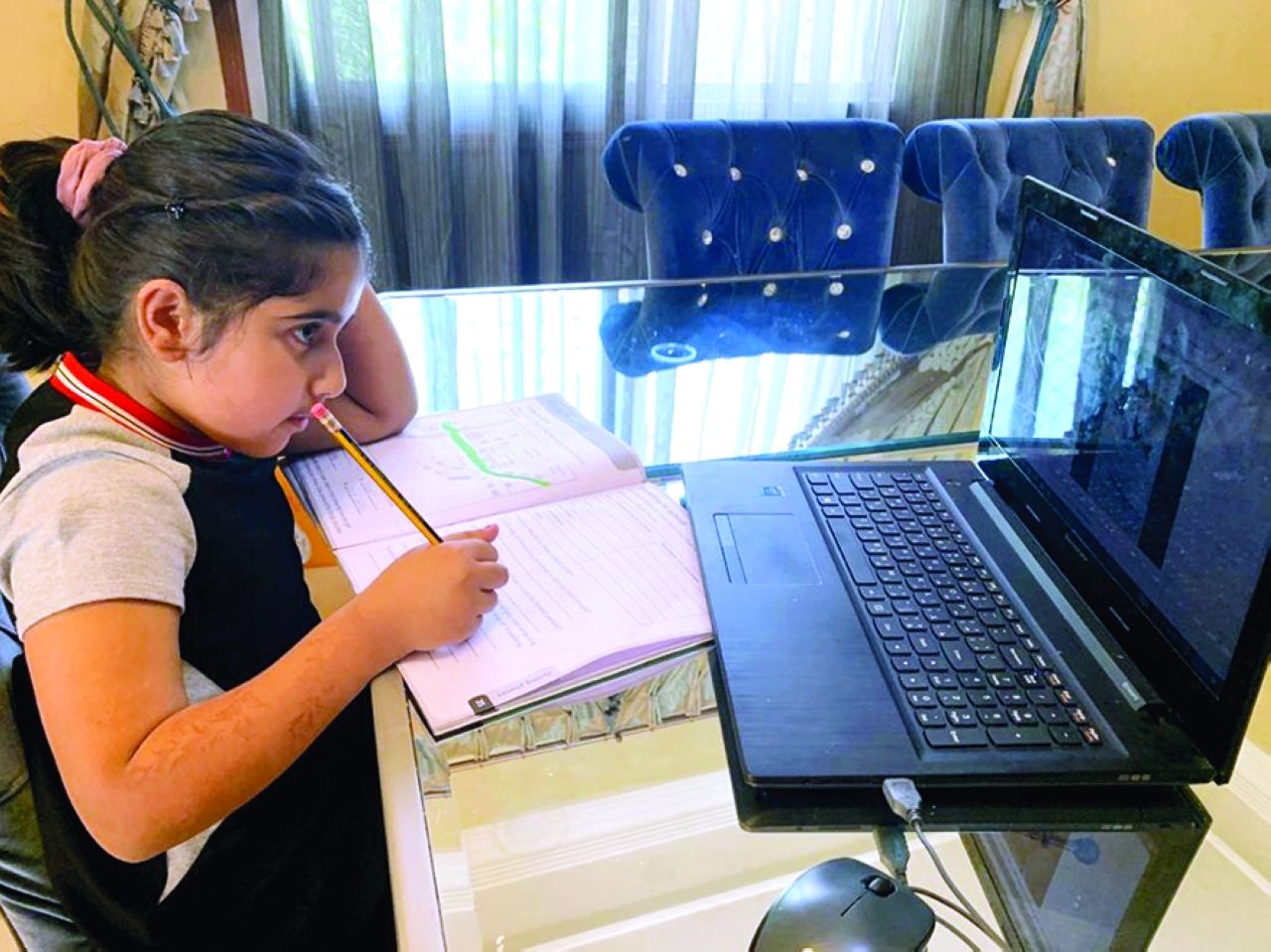 الامارات | الدراسة عن بعد في مدارس دبي اليوم لقرب موقعها من طواف الإمارات