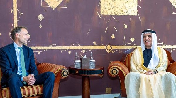 سعود بن صقر يستقبل قنصل عام إيطاليا