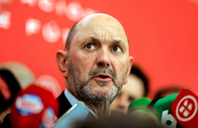 رئيس الاتحاد الإسباني لكرة القدم يحتفظ بمنصبه بعد قبول طلب الاستئناف