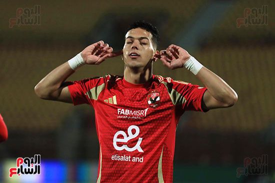 الشوط الأول.. الأهلي يتقدم على بتروجت بهدف إمام عاشور