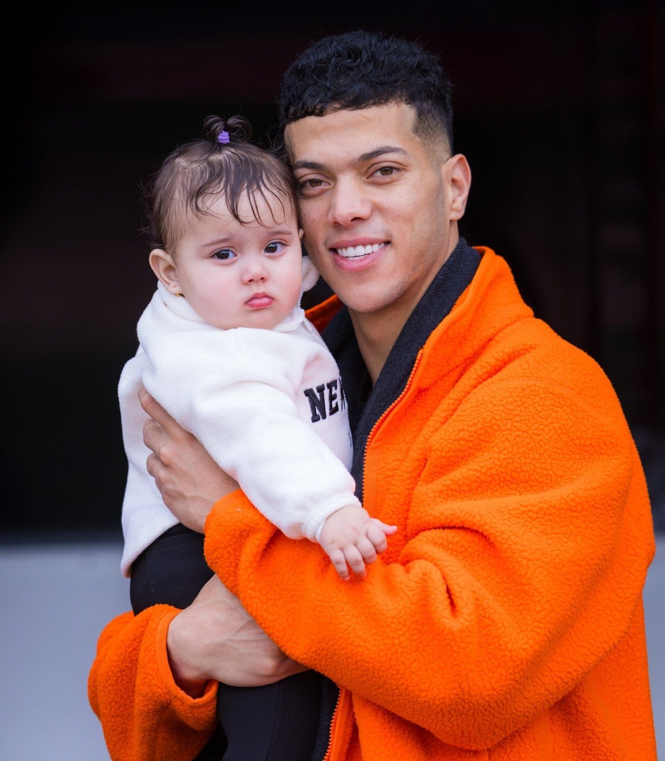 إمام عاشور يحتفل بوجود "كتاليا" فى تدريب الأهلى على ملعب التتش.. صور