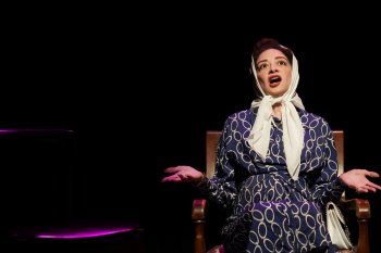 خاص - مسرحية " حكايات سميرة " جسّدت تحديات المجتمع بتوقيع المخرج شادي الهبر