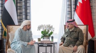 الخليج اليوم .. العاهل البحريني يصل إلى الإمارات