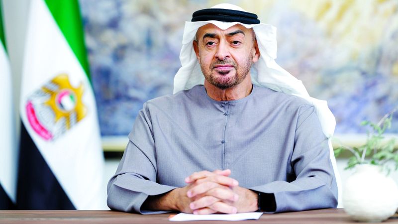 الامارات | محمد بن زايد يمنح 10 من سفراء الدولة وسام زايد الثاني من الطبقة الأولى