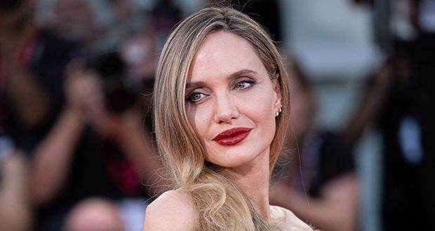 أنجلينا جولي: أبنائي يرفضون الشهرة وهذا رأيي!