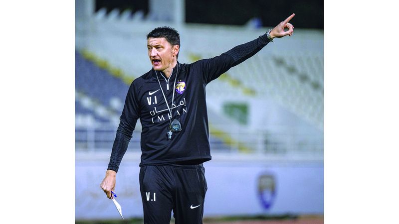 الامارات | إيفيتش يمنح مدربي صربيا الصدارة في دوري أدنوك