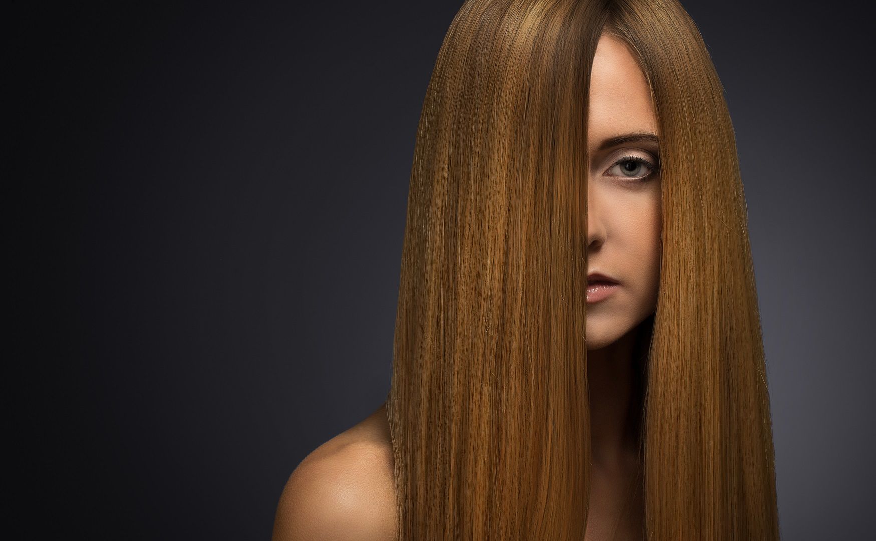 الفرق بين الكيراتين والبروتين للشعر.. أيهما الأفضل لصحة خصلاتك؟