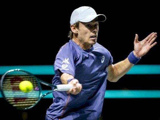 دورة روتردام: دي مينور يوقف مغامرة بيلوتشي ويبلغ النهائي