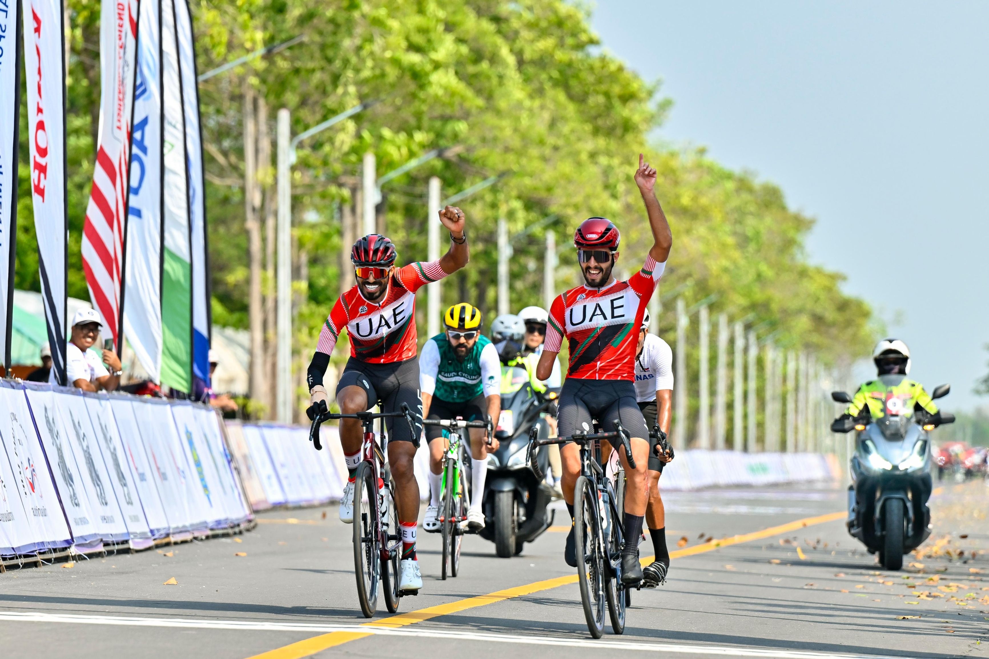 الامارات | أصحاب الهمم يتألقون في بطولة آسيا للدراجات بـ 8 ميداليات