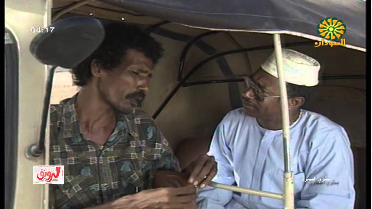 شاهد بالفيديو.. بقيادة “كبسور” و “المهدي” نجوم الدراما بالسودان يعودون للمسرح القومي بأم درمان ويعرضون مسرحية بالمجان والفنان الأمين البنا يشاركهم بأغنياته