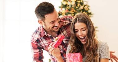 طالع الأبراج: عيد الحب 2025.. أبراج يوم 14 فبراير تحصل على هدية رومانسية من شريك حياتها