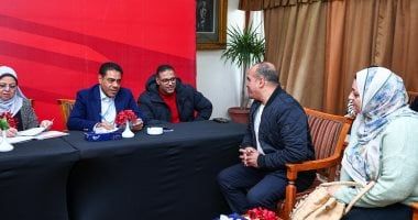 إقبال كبير من الراغبين فى الحصول على عضوية النادي الأهلي