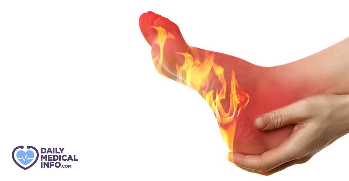 غالبا تحدث تلك الحالة في فترات الليل .. فما هي اهم أسباب سخونة القدمين وكيف يمكن علاجها؟