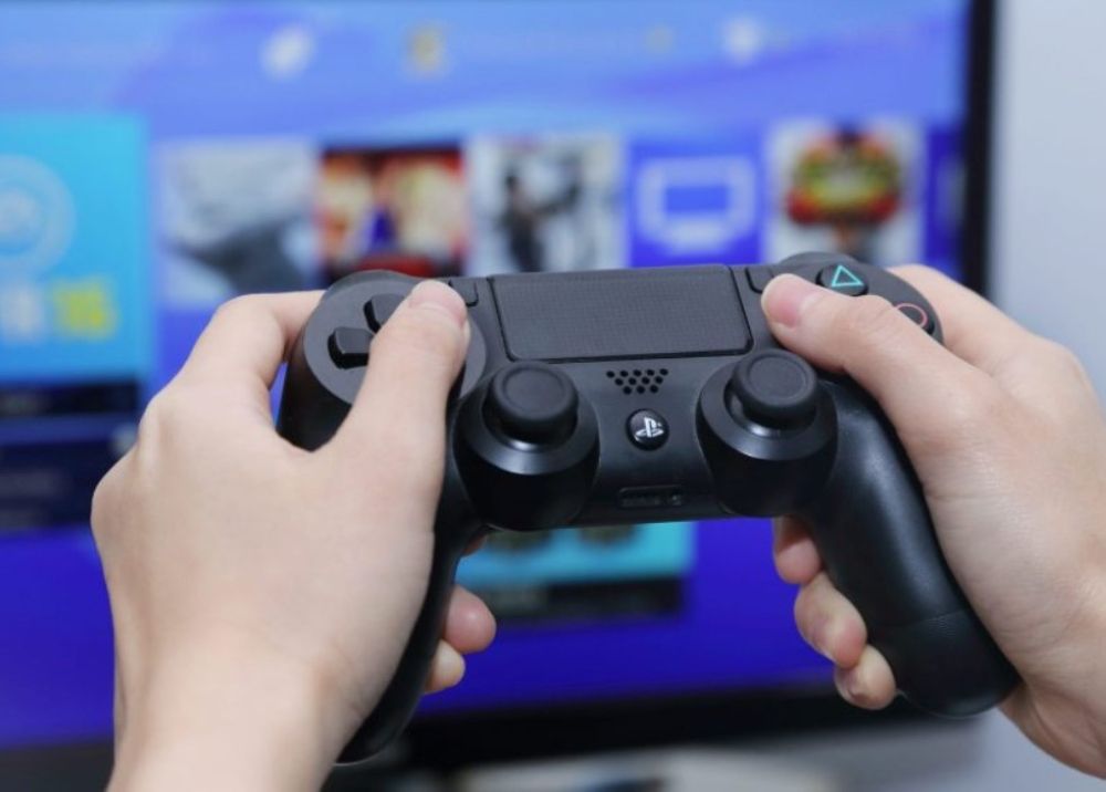 بعد الانقطاع المفاجئ.. هل تعوض "بلايستشين" المستخدمين؟