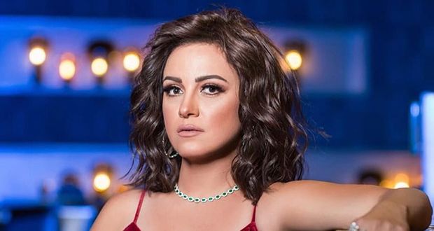 أزمة تهدد مسلسل رهام عبد الغفور.. المخرج يعتذر والورطة تتفاقم