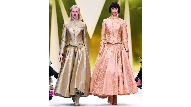 الامارات | أيقونة الأزياء الهندية الراقية في ختام «دبي للموضة»