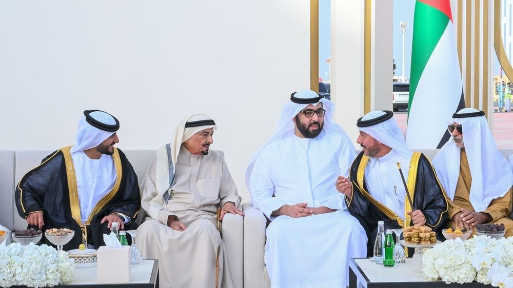 حاكما عجمان وأم القيوين والشيوخ يحضرون أفراح النعيمي والمسمار