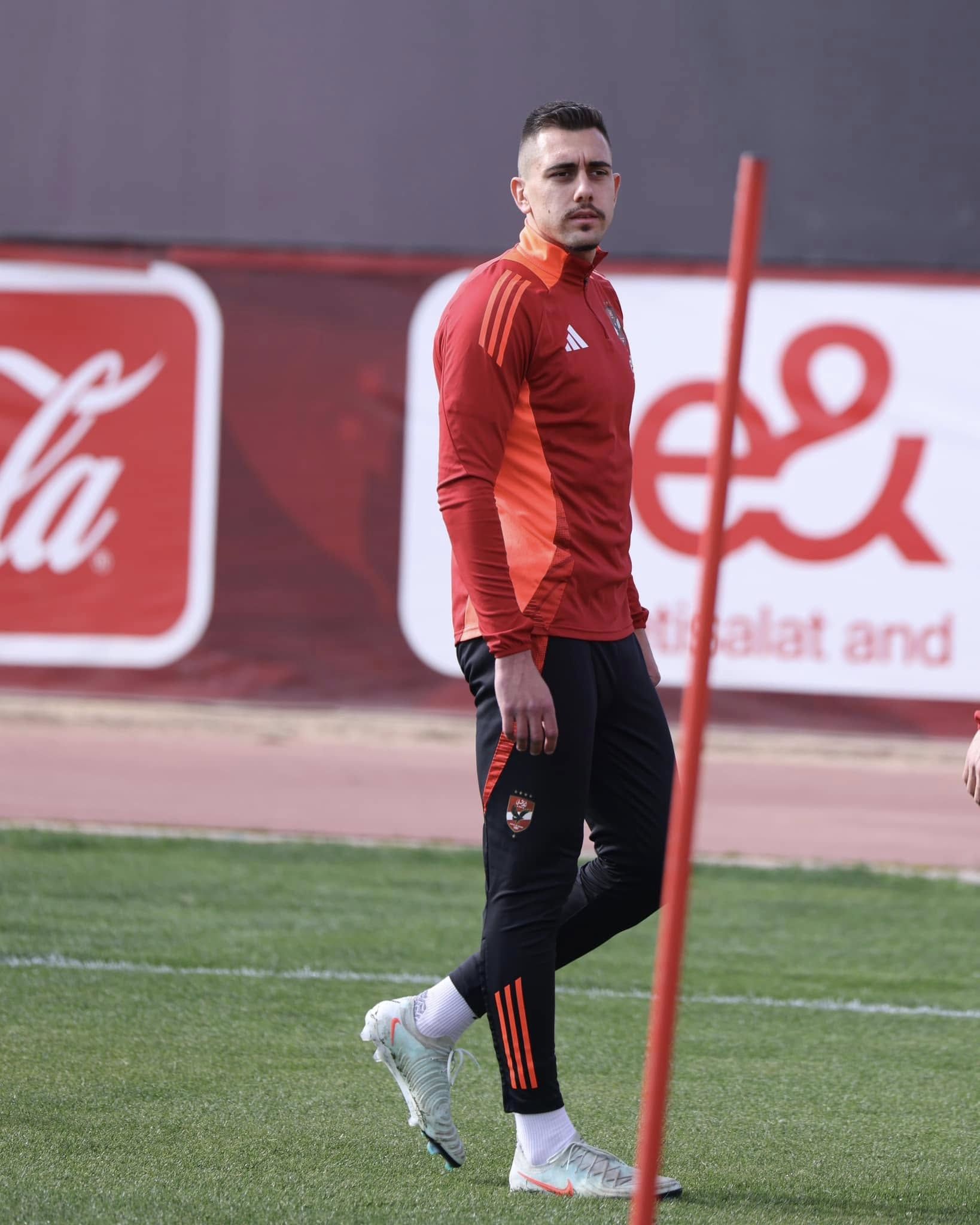 تركيز في مران الأهلي.. وتدريبات تأهيلية لـ"وسام وطاهر وبن شرقي".. صور