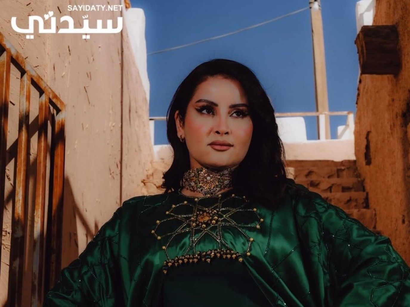 مكياج عيون خليجي ليوم التأسيس السعودي 2025 من وحي النجمات السعوديات