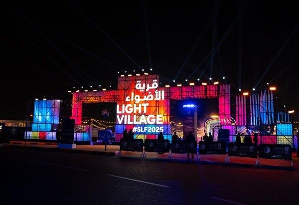 قرية الأضواء.. منصة للابداع ووجهة ترفيهية متكاملة في الشارقة