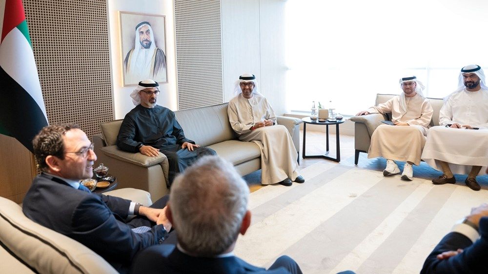 خالد بن محمد بن زايد يلتقي أعضاء مجلس إدارة شركة «XRG»