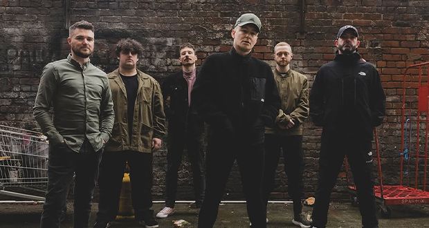 فرقة أيرلندية تُغني لغزة: فضح الإبادة ودعم القضية الفلسطينية