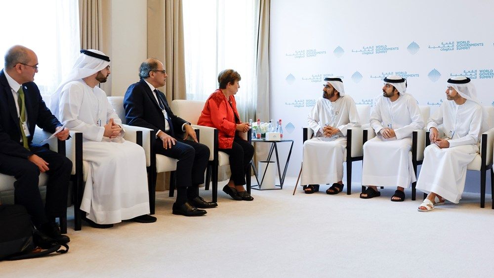 محمد بن راشد يبحث مع مديرة صندوق النقد الدولي التطورات الاقتصادية العالمية وتعزيز التعاون بين الإمارات والصندوق