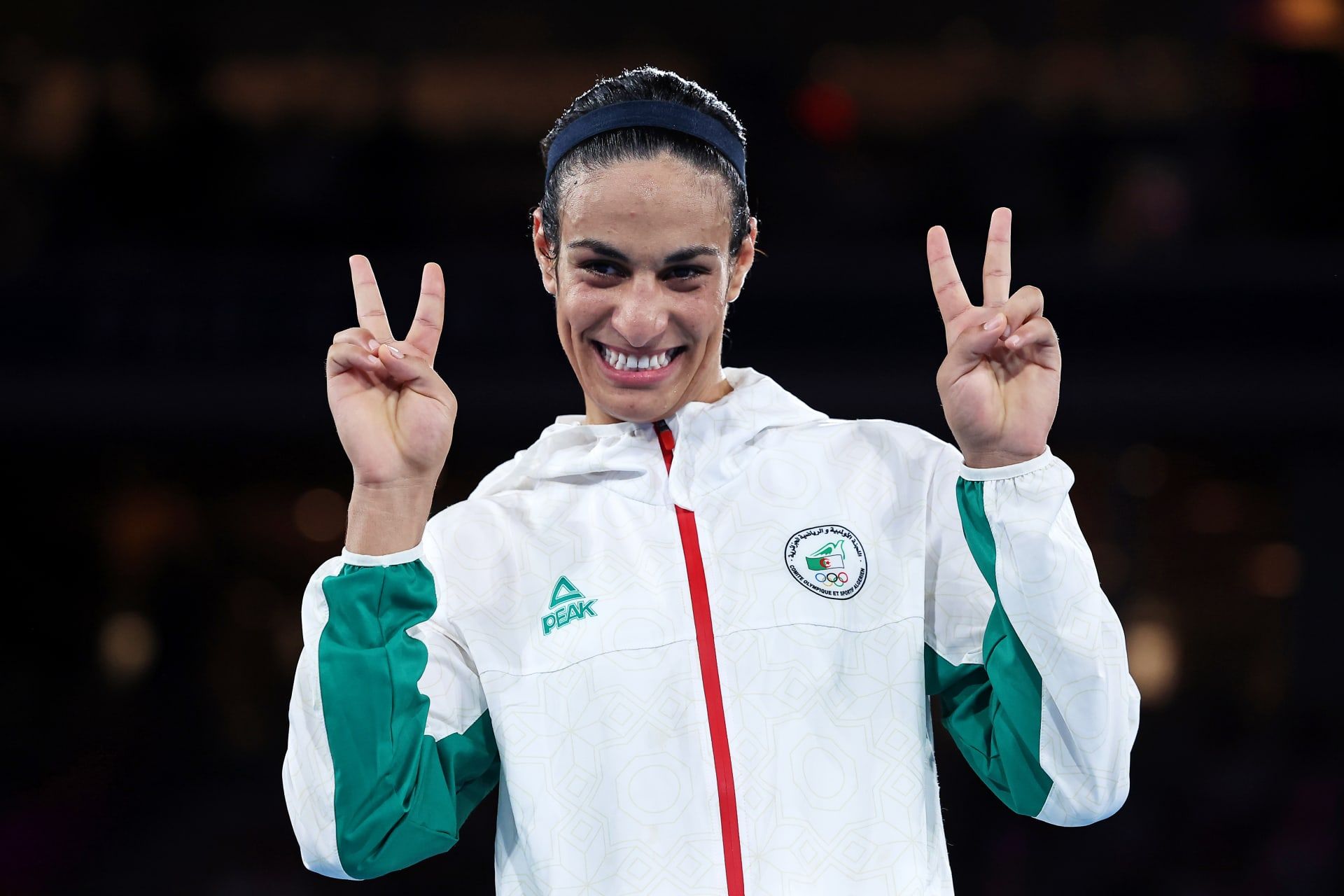 الامارات | الاتحاد الملاكمة الدولي يلجأ للمحاكم في قضية الهوية الجنسية لبطلة الجزائر إيمان خليف