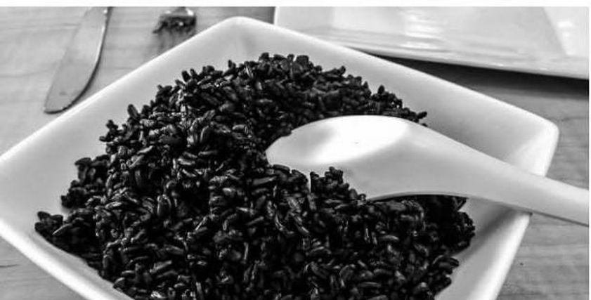 الكيلو بـ1500 جنيه.. الفرق بين الأرز الأسود والأبيض وتأثيره على الجسم