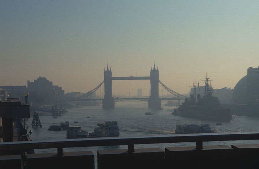 الخليج اليوم .. "في اليمن وغزة".. دبلوماسي بريطاني يتهم وزارة خارجية بلاده بارتكاب جرائم حرب في الشرق الأوسط