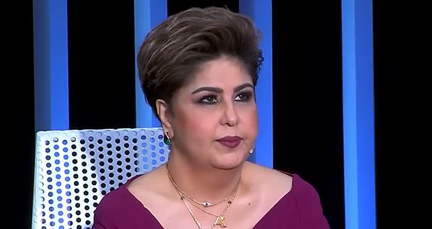 بعد سجنها.. فجر السعيد تعتذر وتعلن اعتزالها النقد السياسي